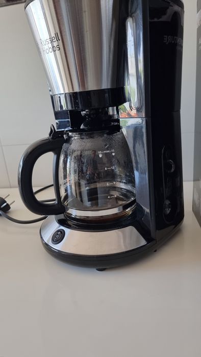 Máquina de café russel hobbs
