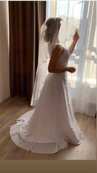 Весільна сукня S-M