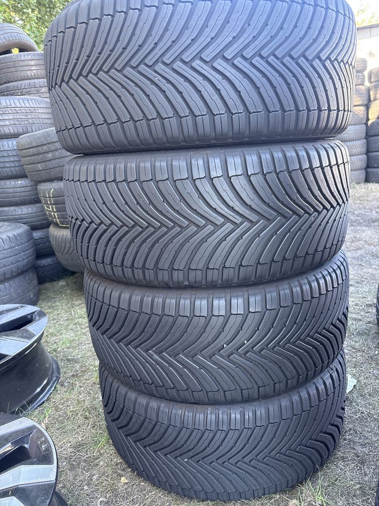 235.40.18 opony wielosezon bridgestone super stan z montazem