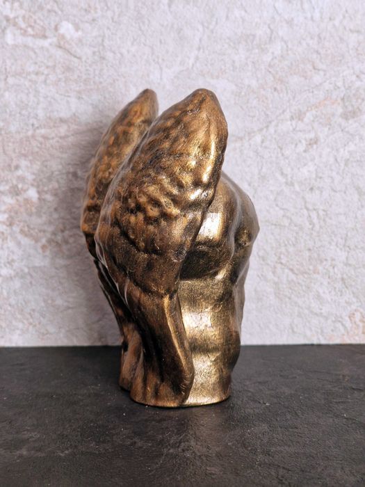 Męski anioł figurka z gipsu, wys. 11,3 cm