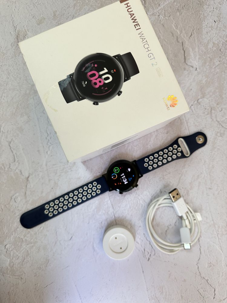 Смарт-годинник Huawei Watch GT 2 повна комплектація +3 ремінці