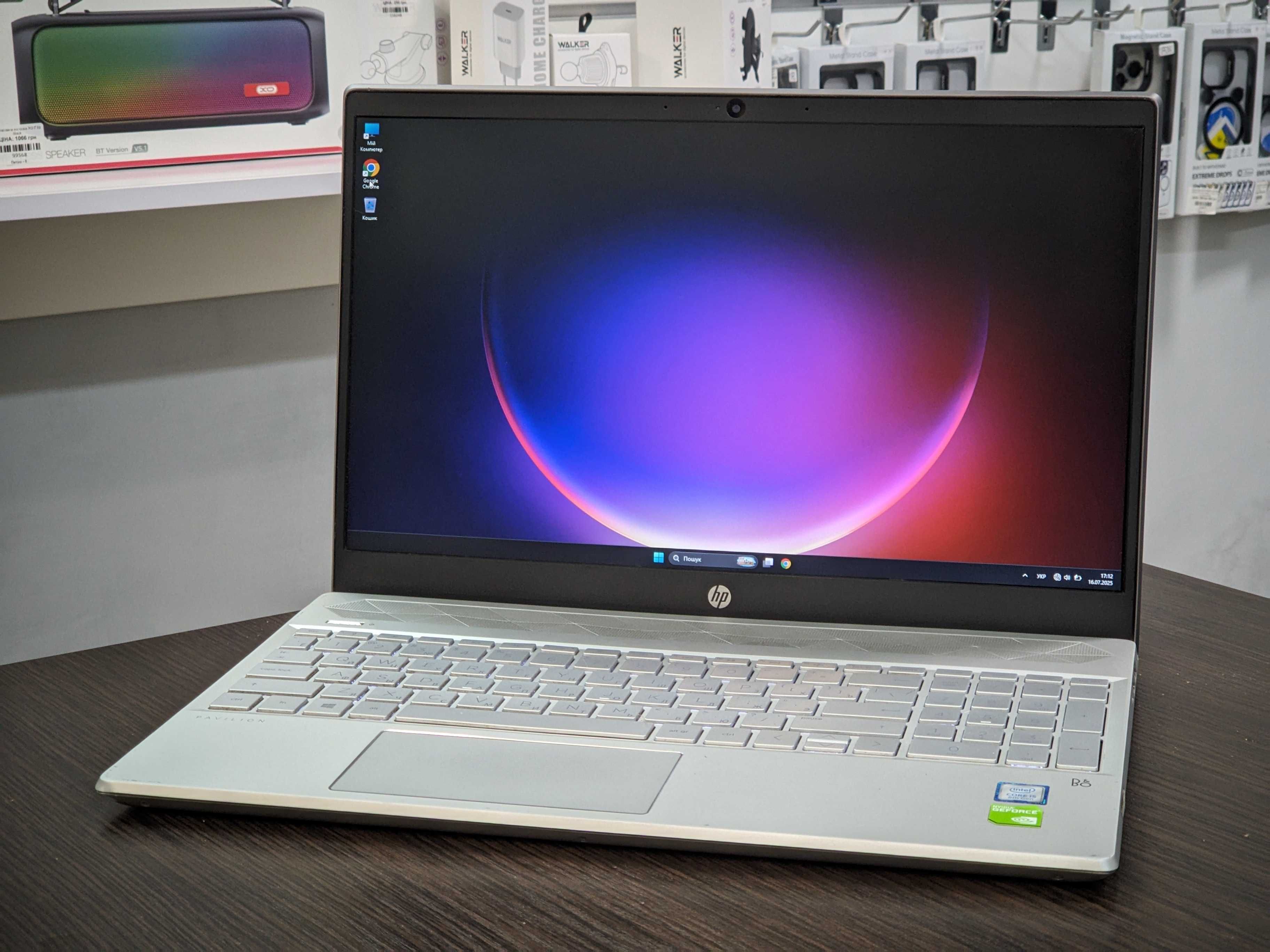 Ноутбук HP Pavilion 15 i5-8250U 20 ГБ ОЗУ NVIDIA MX-150 2ГБ SSD 256 ГБ