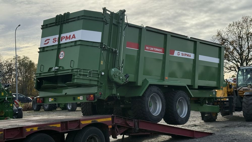 Rozrzutnik obornika SIPMA TORNADO 12 ton Tajfun - PROMOCJA CENOWA