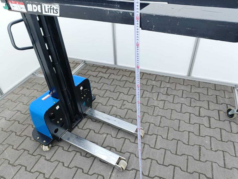 Wózek samozaładowczy elektryczny paleciak masztowy winda 500 kg 130 cm