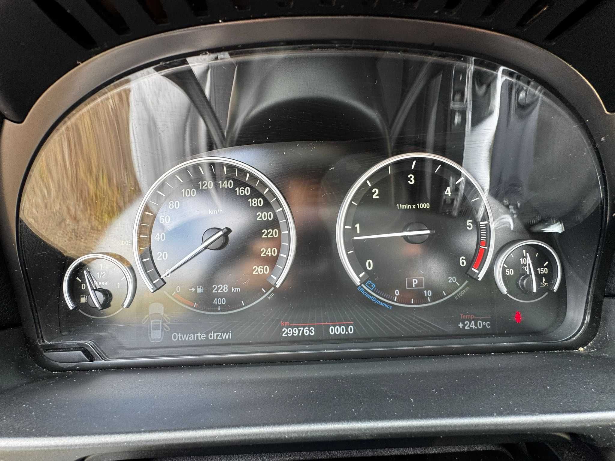 BMW F11 520d, 2012 rok 8-biegowy automat