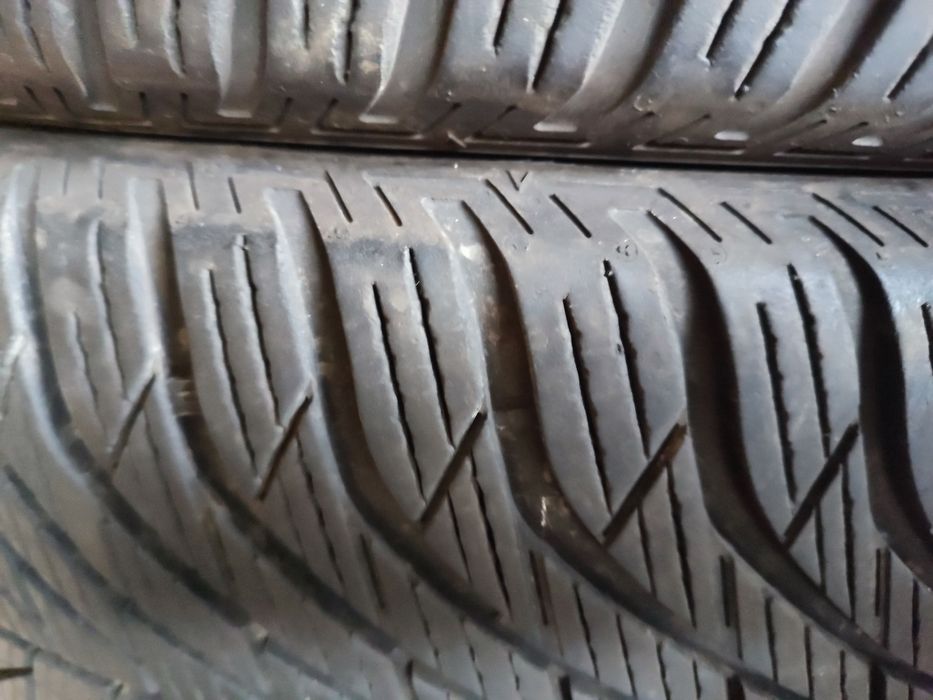 Шини Фулда, всесезонні; 225/45/17, гарна свіжа пара , з Німеччини