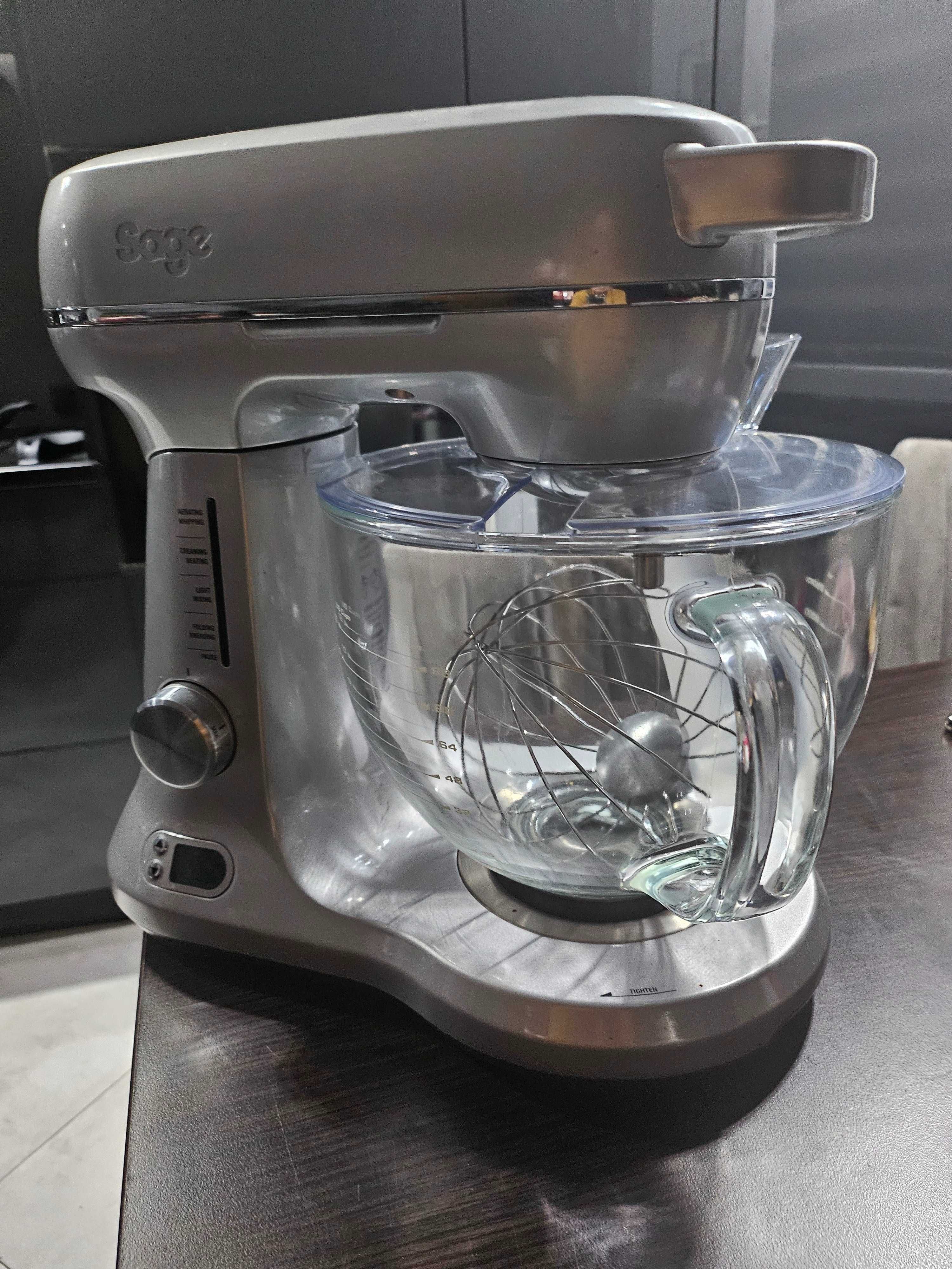 Sprzedam Robot planetarny Sage BEM825BAL 1200W