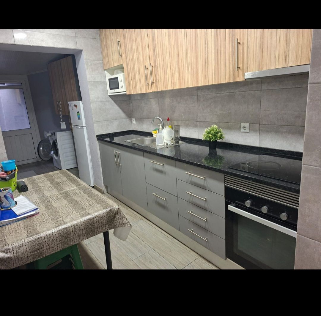 Quartos disponíveis em apartamento partilhado – Queluz