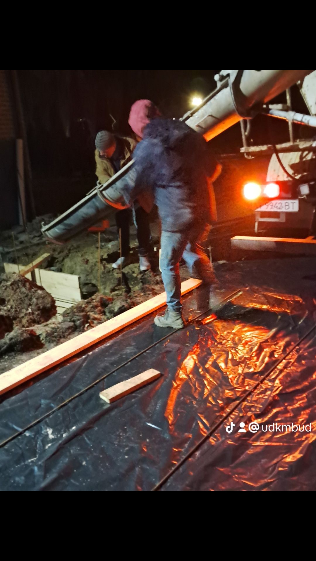 Фундаменти. Будівництво будинків