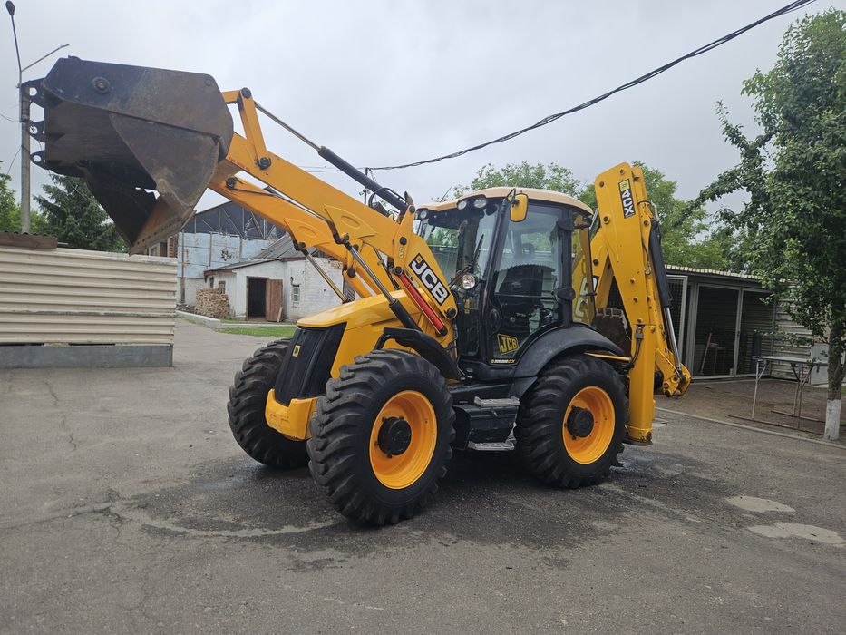 Послуги екскаватора навантажувача JCB 4CX