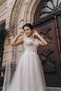 Весільна сукня з іспанським мереживом