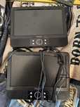 Monitorki samochodowe voyager 2x