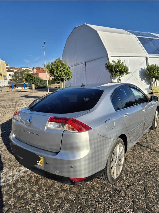 Renault Laguna 3 2.0 150cv