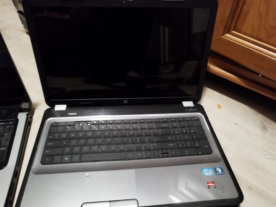 Sprzedam 3 laptopy na czesci