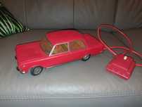 Fiat 125p kolekcjonerski PRL idealny stan pilot światła