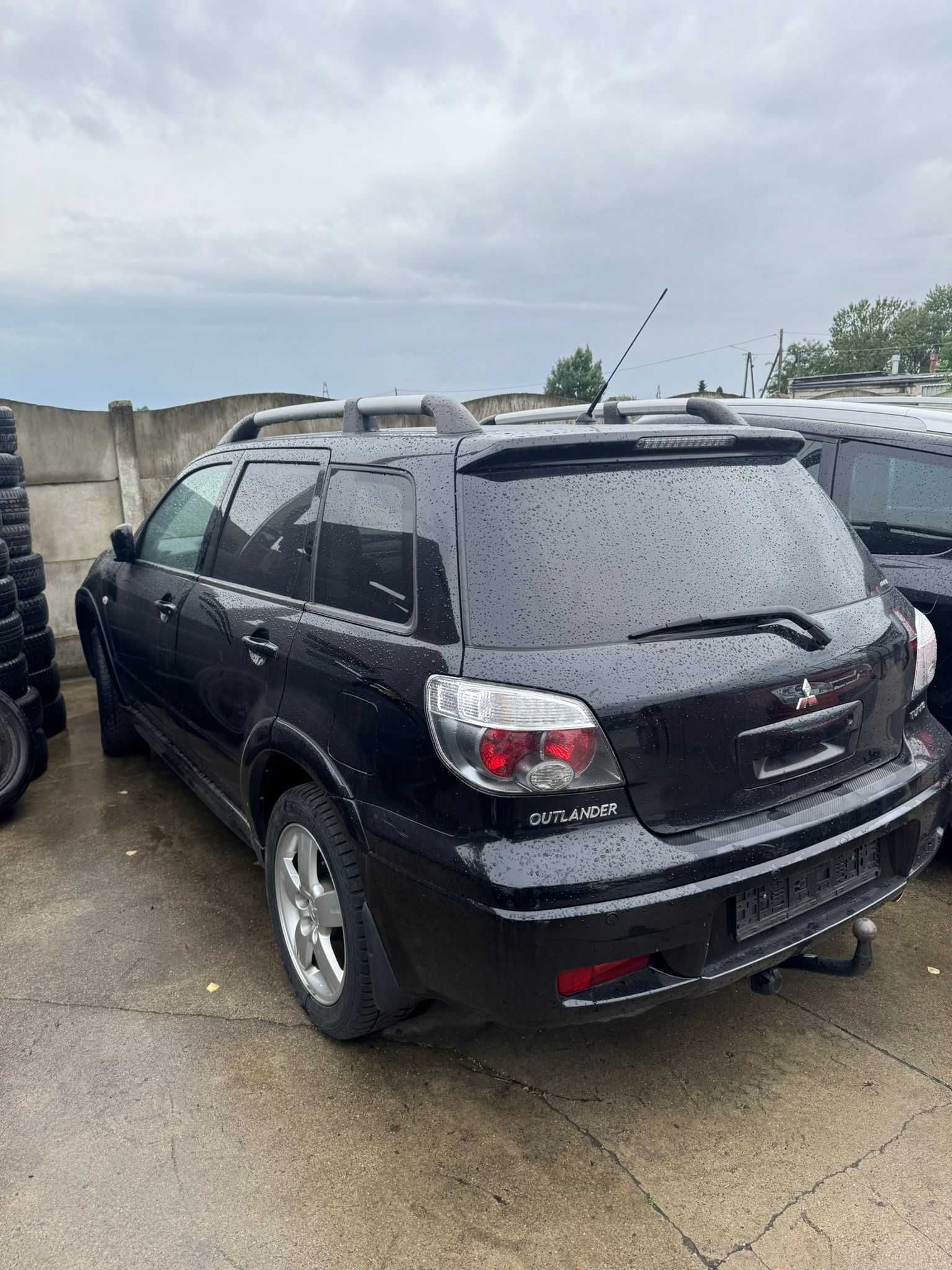MITSUBISHI OUTLANDER 2007 Benzyna  2.0 Turbo 4X4