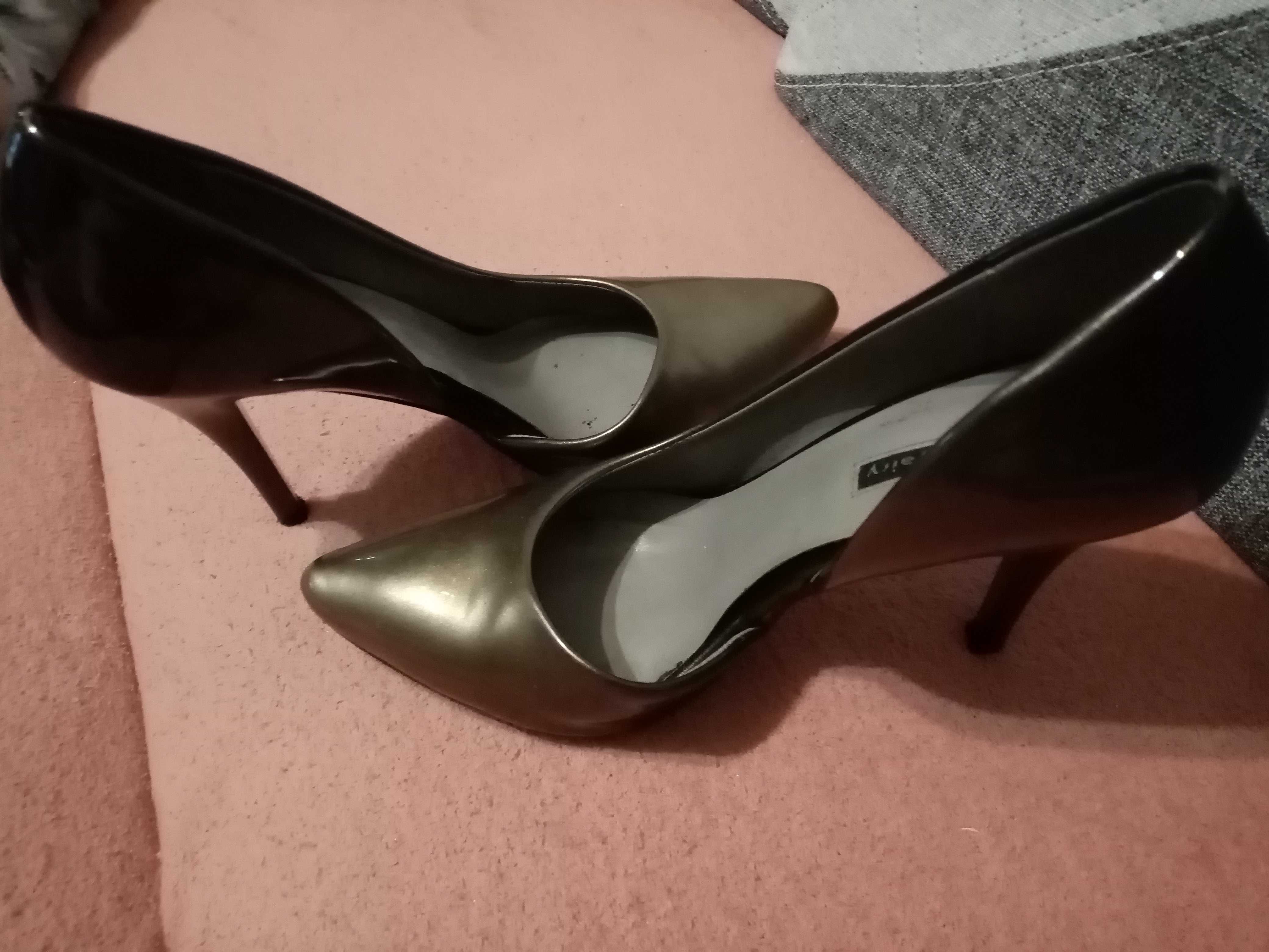 Buty szpilki rozmiar 39