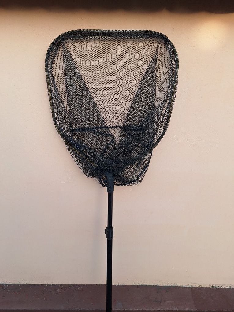 Podbierak wędkarski FL sztywna rama 53#57cm gumowany