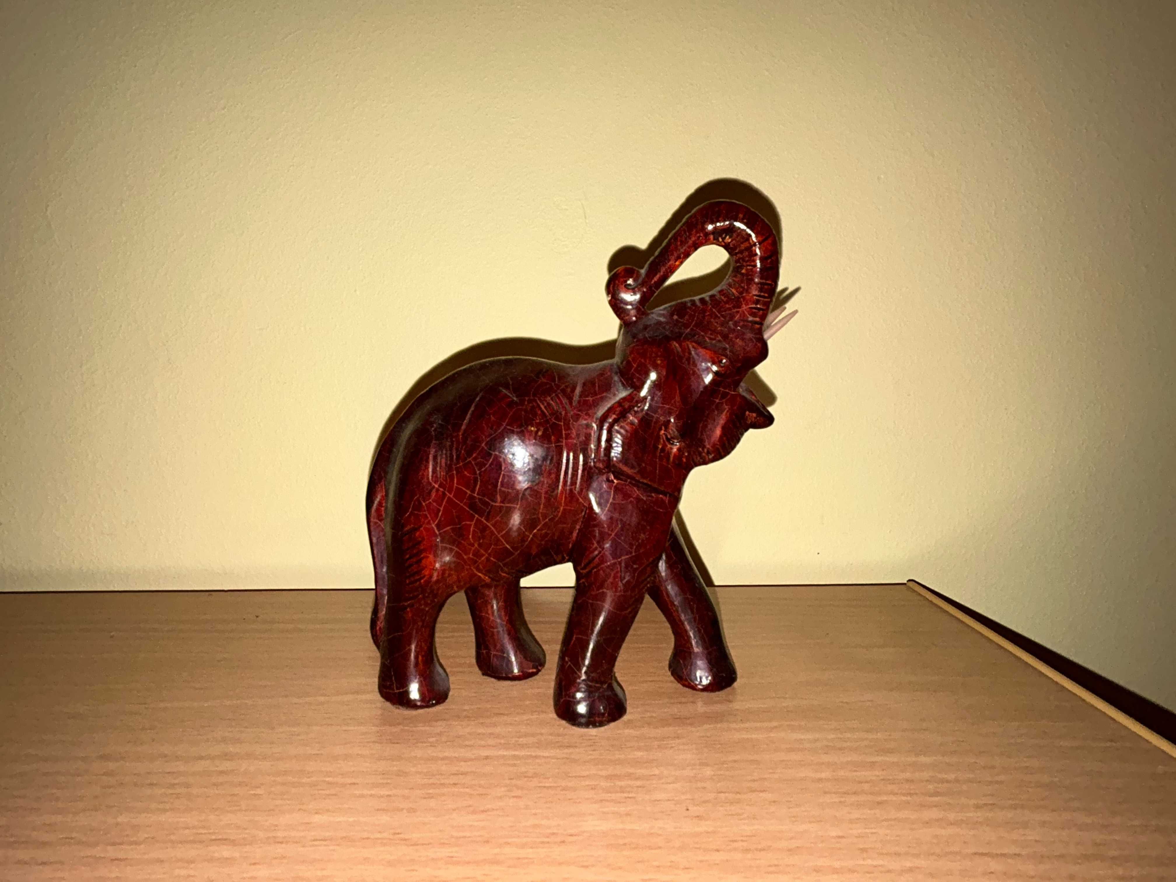 figurka drewniany słonik