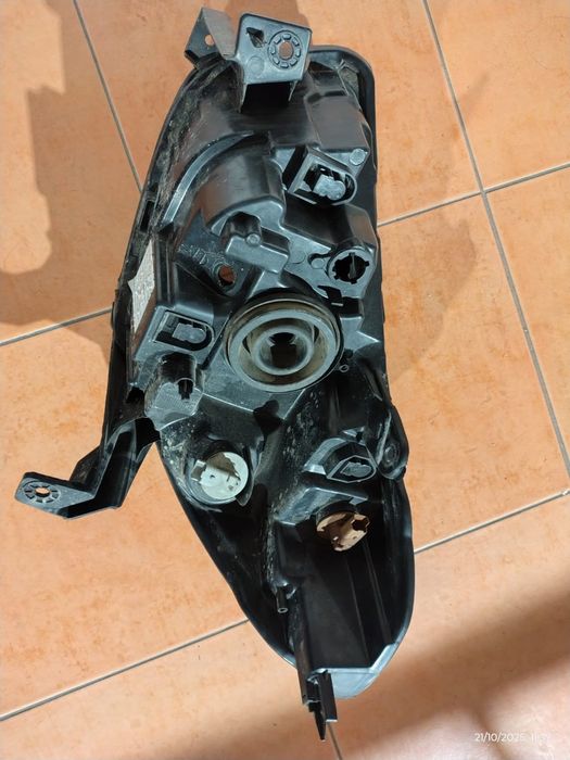Farol dacia dokker