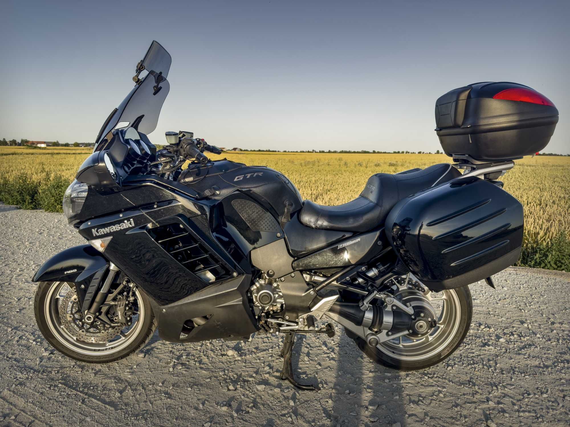 Kawasaki GTR 1400 - full doposażenie