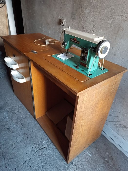 Maszyna do szycia łucznik