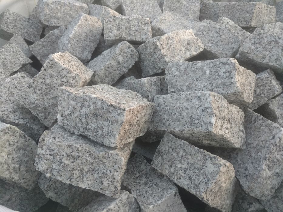 1.gat Kostka granitowa 8/11 brukowa kora kamienna sosnowa ziemia bruk