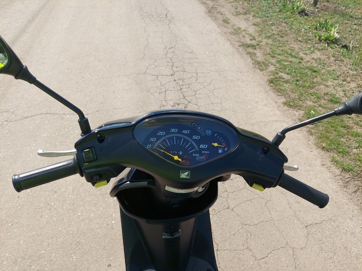 Honda DIO AF68, Black.