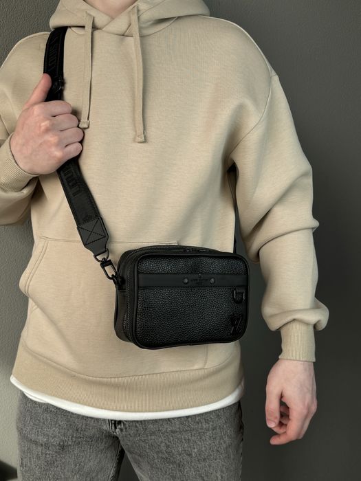 Мужская сумка Louis Vuitton чоловіча сумка барсетка бананка месенджер