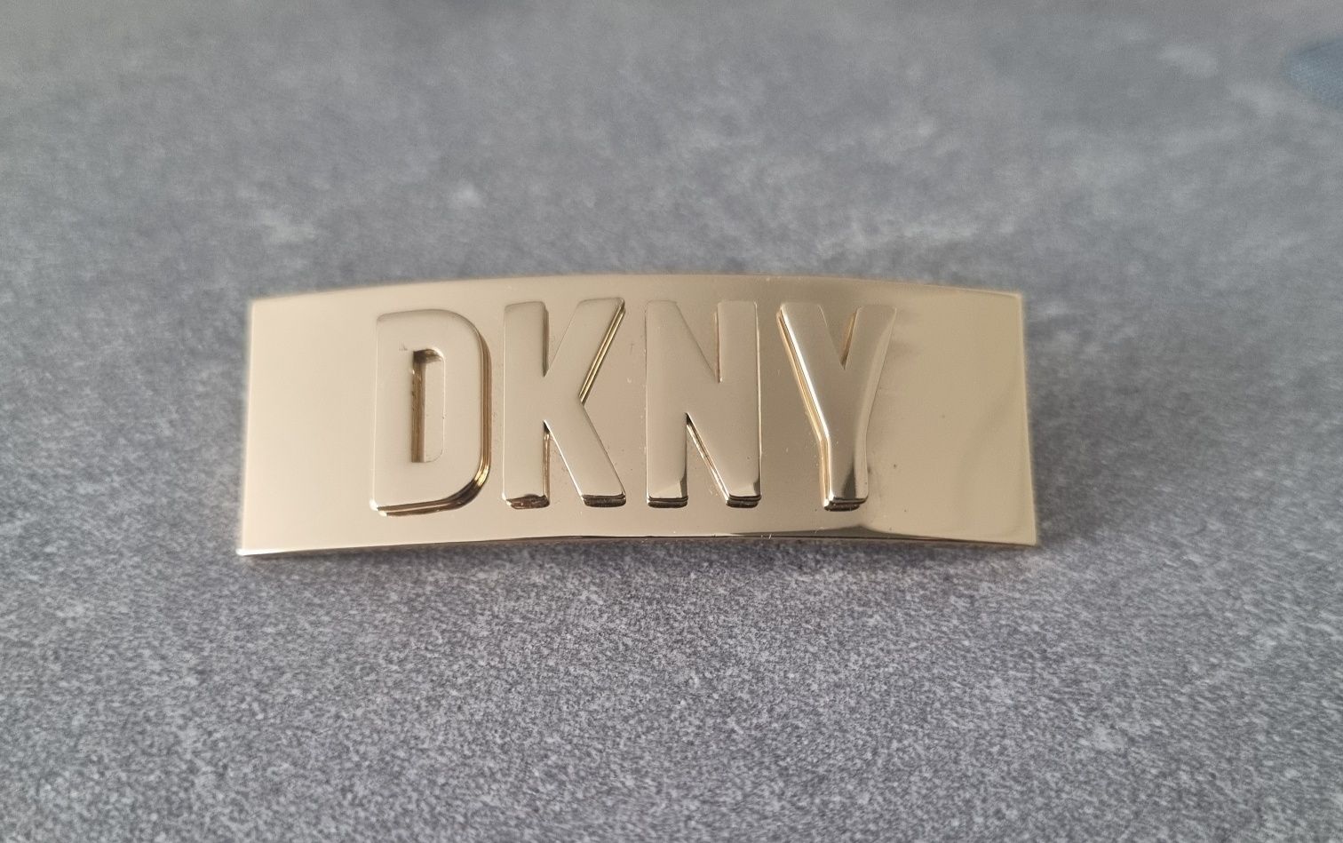 Klamra spinka do włosów DKNY