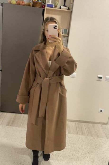 Пальто кашемировое бежевое