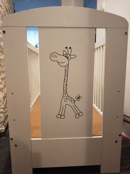 Łóżeczko dziecięce 120x60 KLUPŚ SAFARI ŻYRAFA białe