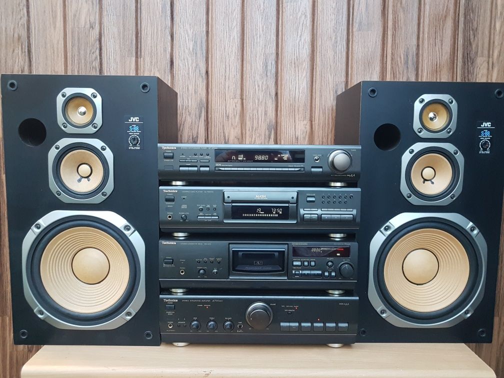 Wieża technics kilka elementów