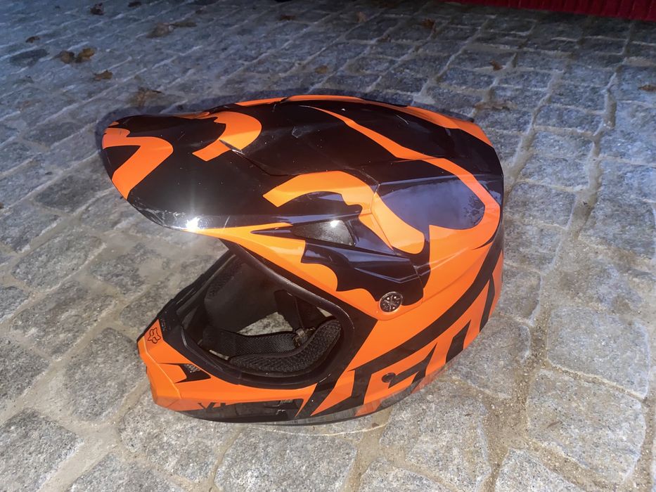 Capacete fox v1  usado