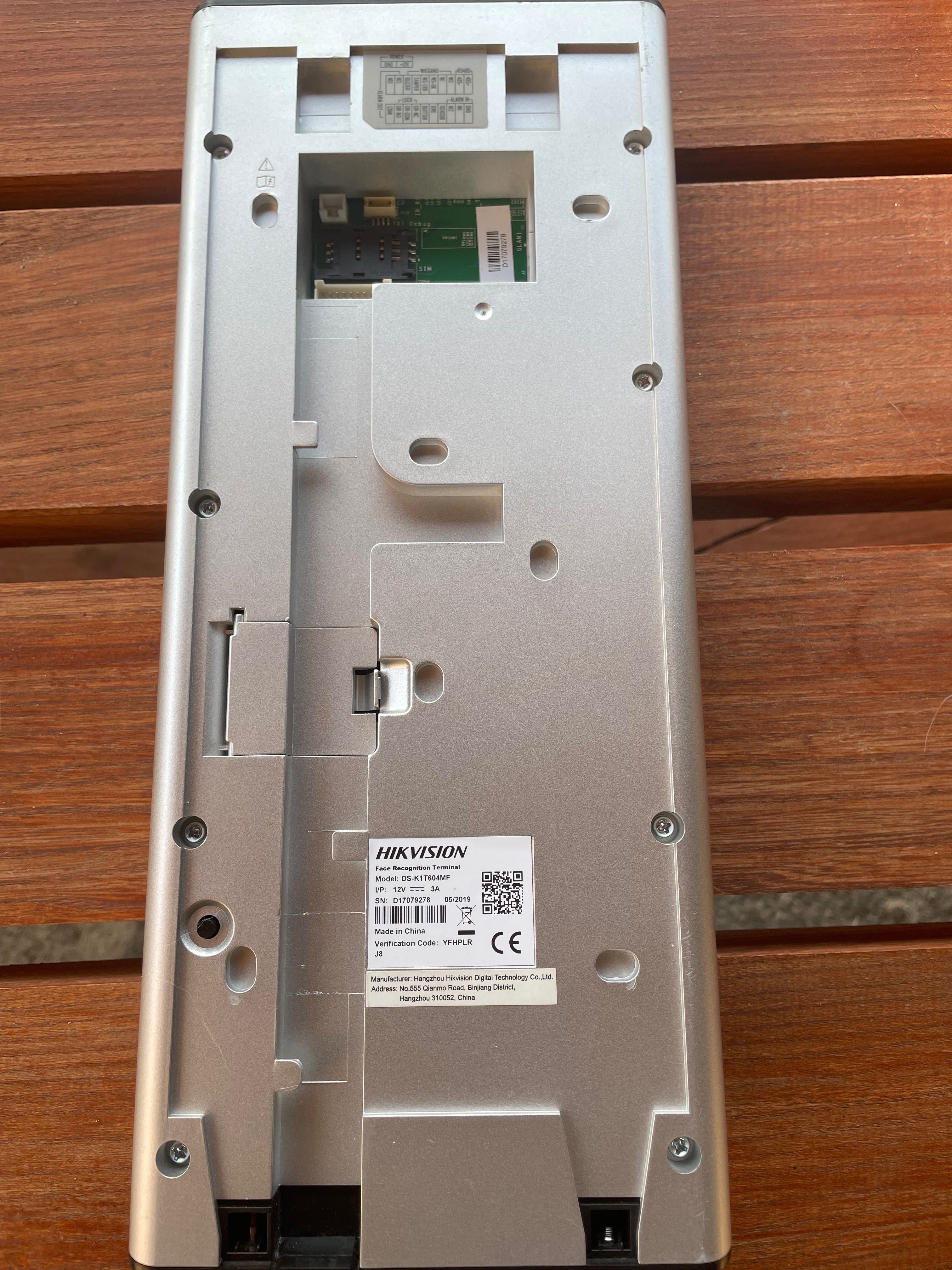 Terminal kontroli dostępu Hikvision DS-K1T604MF