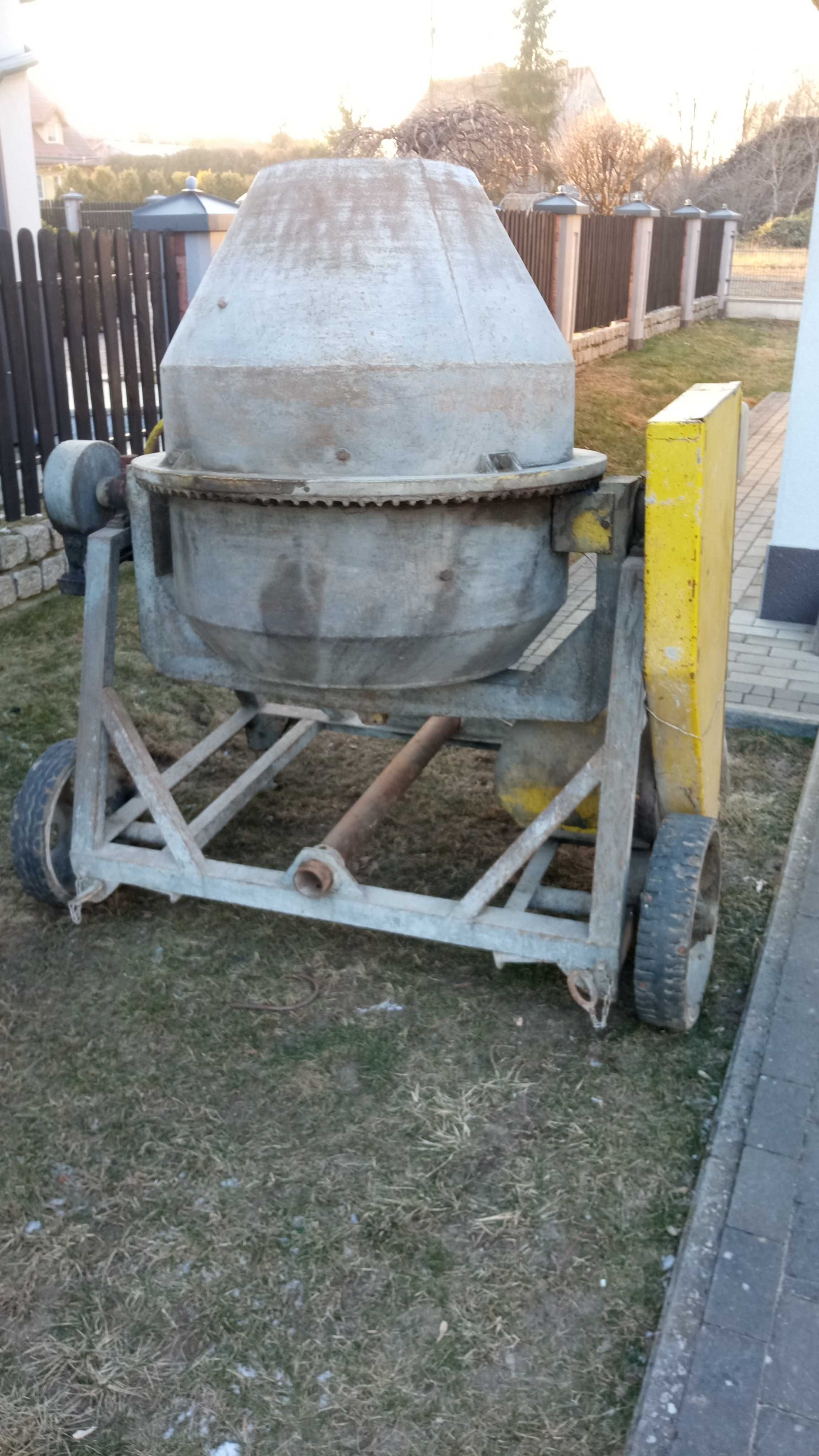 Betoniarka 370 litrów, 380V