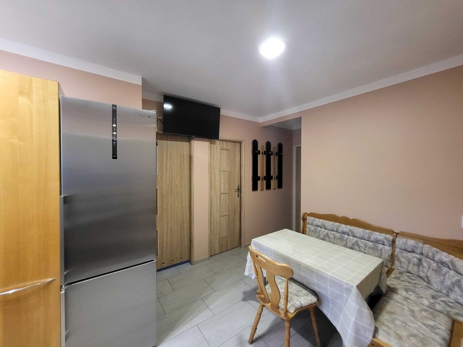 1. Mieszkania, apartamenty, pokoje, kwatery, noclegi pracownicze