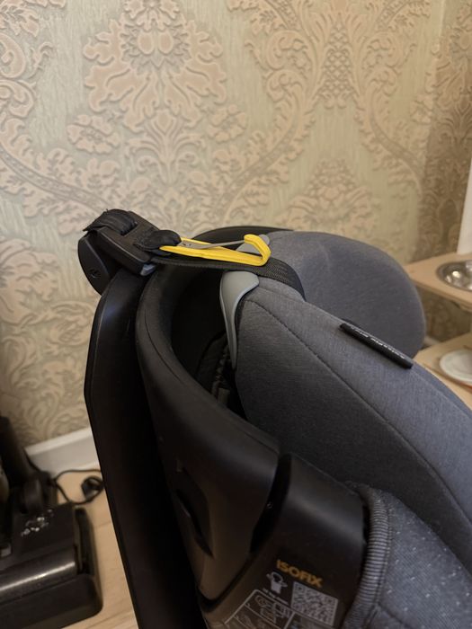 Автокрісло Maxi cosi