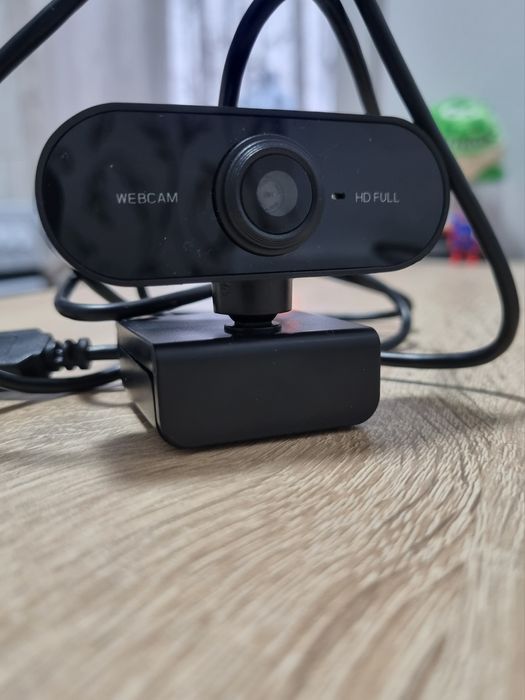 Веб камера Full HD (1920x1080) з мікрофоном