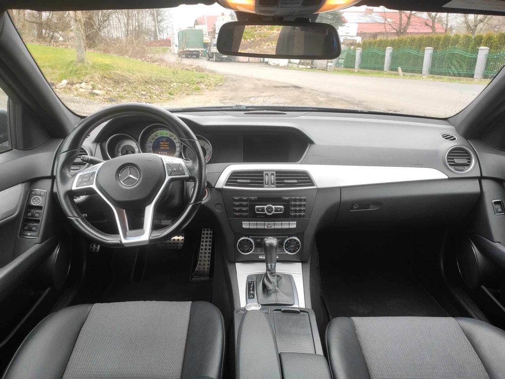Mercedes C200 1.8 benz. 184km AVANTGARDE