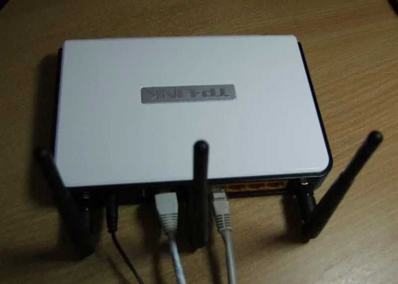 Продам Wi-Fi роутер TP-Link TL-WR1043ND 300 Мбит/с (1Gbit/s+USB+3/4G)