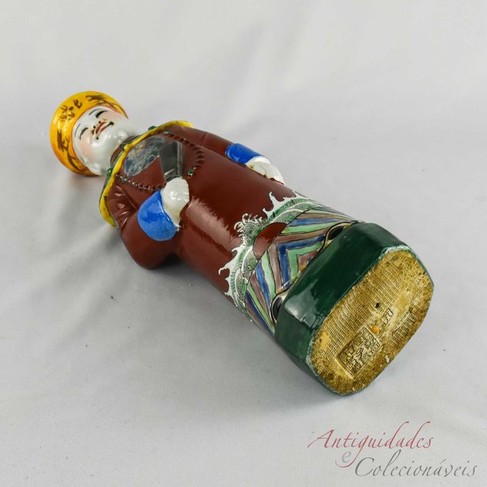 Figura de Imortal porcelana da China, pintado à mão
