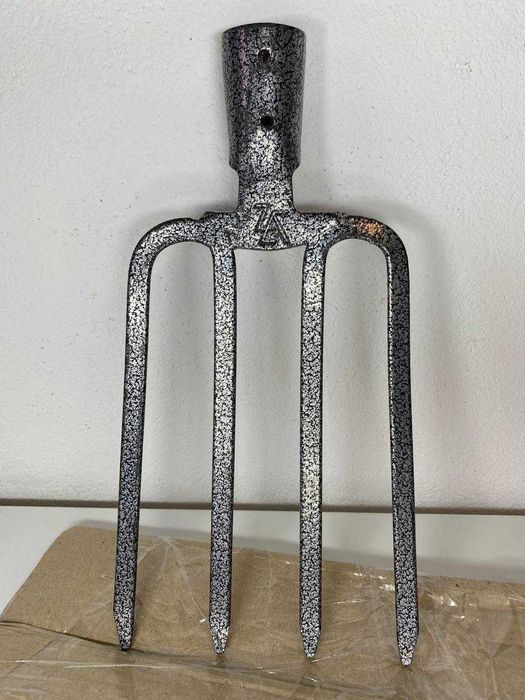 Вила копальні сталеві плоскі посилені 4 зуба L=260х180мм, ТМ"VAYARA"