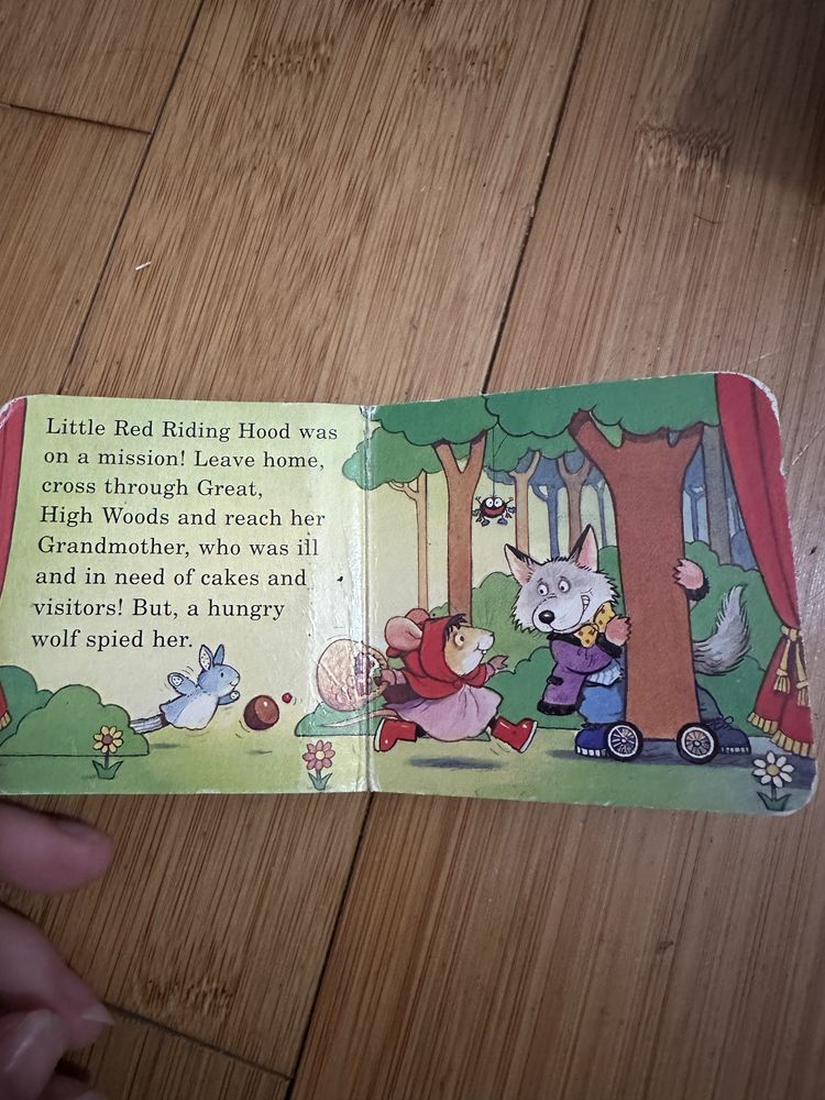 Mała książeczka po angielsku Little Red Riding Hood Czerwony Kapturek