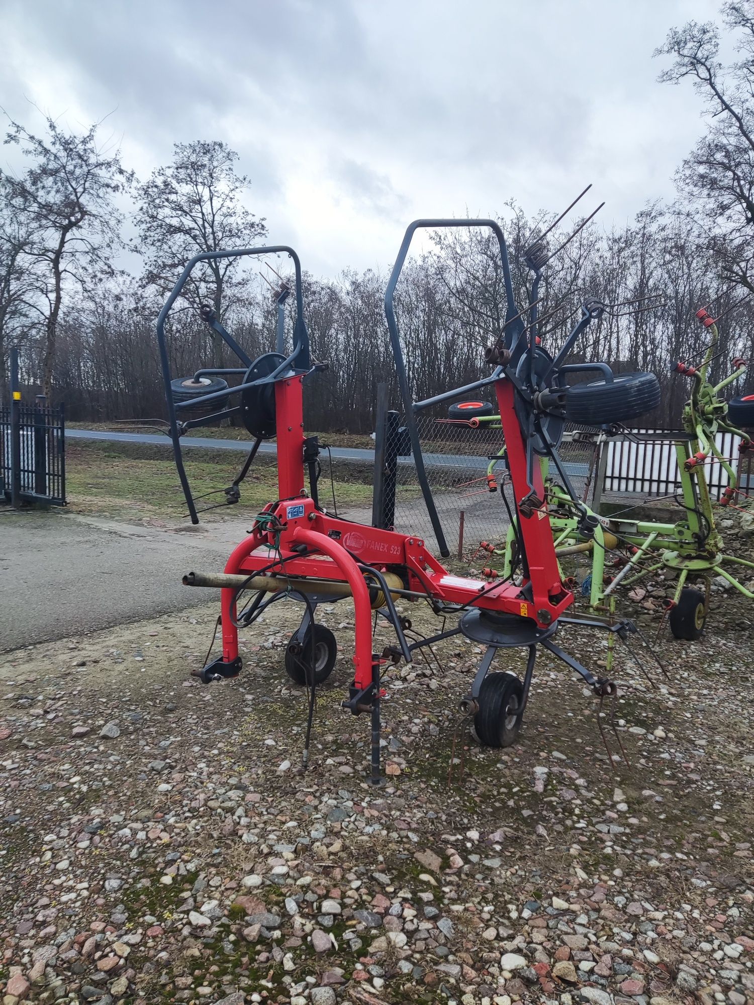 zgrabiarka przetrząsarka claas vicon deutz fahr, kverneland