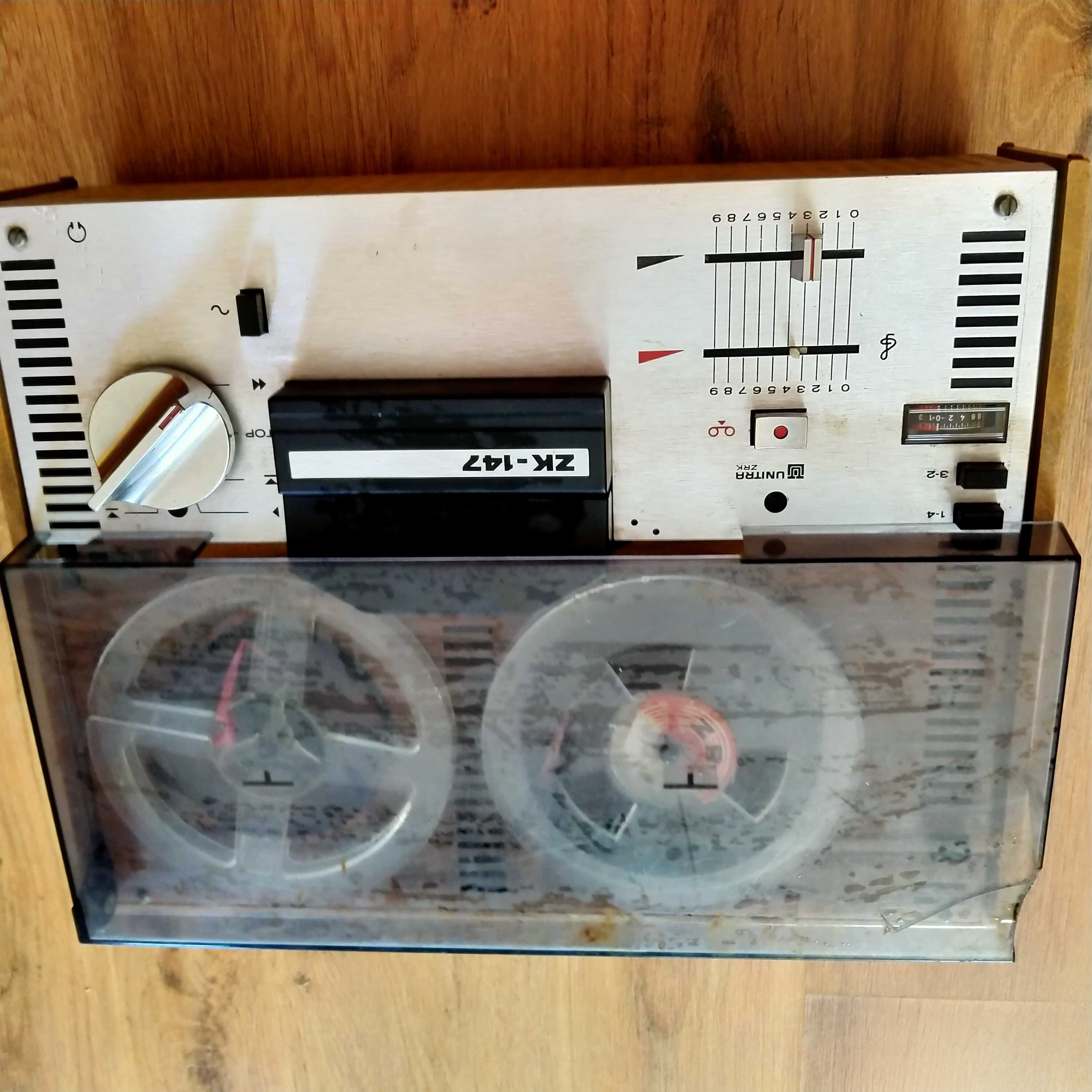 Magnetofon szpulowy ZK-147