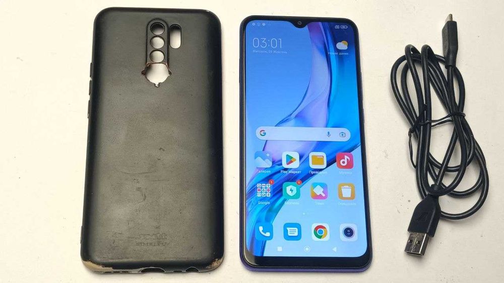 Хорош Xiaomi Redmi 9 на 4+1/64Gb телефон с NFC Смартфон Редми 9 +чехол