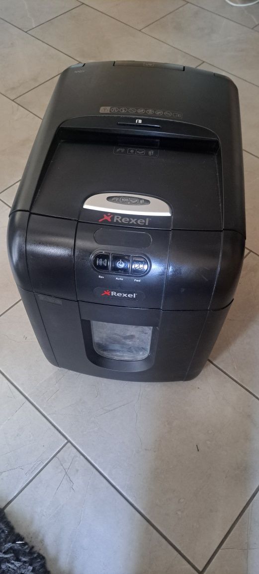 Niszczarka rexel 100x