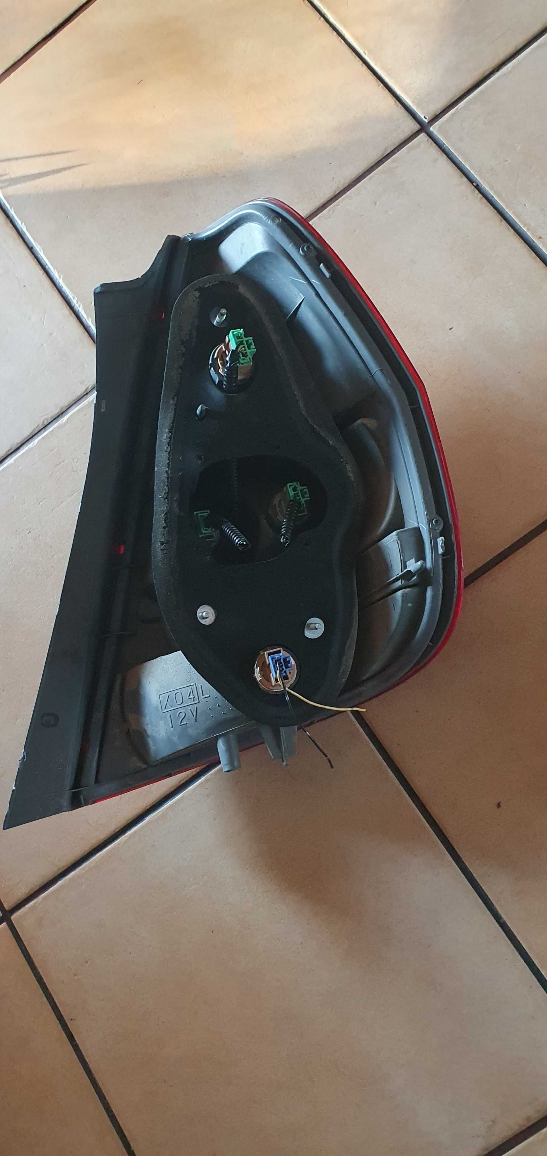 Lampa tylna lewa honda jazz II