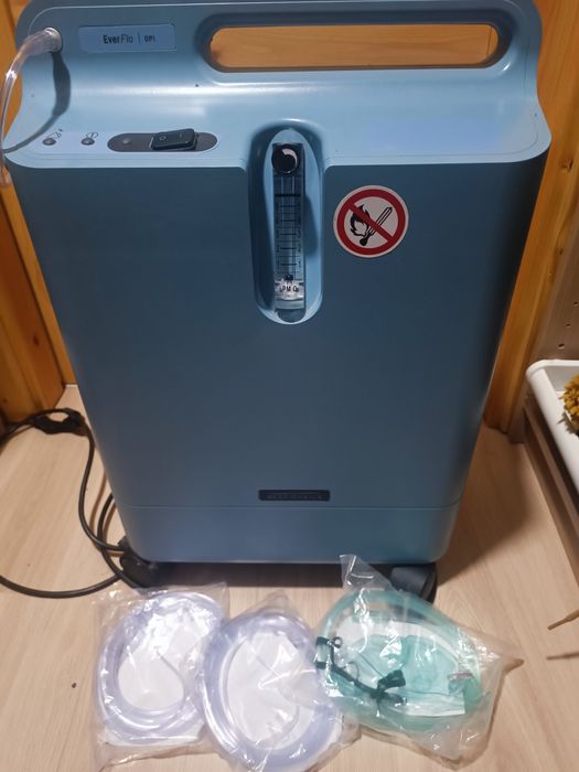 Koncentrator Tlenu Philips EverFlo Zestaw z Maską